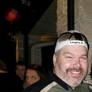 Meet your Posher, Dennis